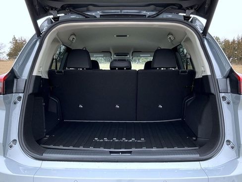 New 2026 Nissan Rogue SV w/ Rock Creek Premium Package AWD/4WD image 9
