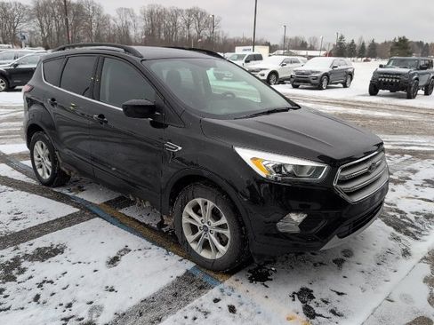 Used 2018 Ford Escape SEL image 4