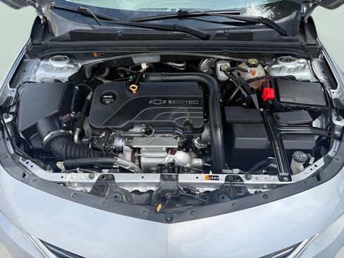 Used 2018 Chevrolet Malibu LT FWD image 42