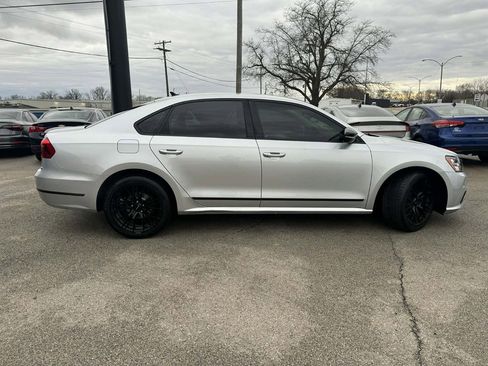 Used 2016 Volkswagen Passat 1.8T SE image 9