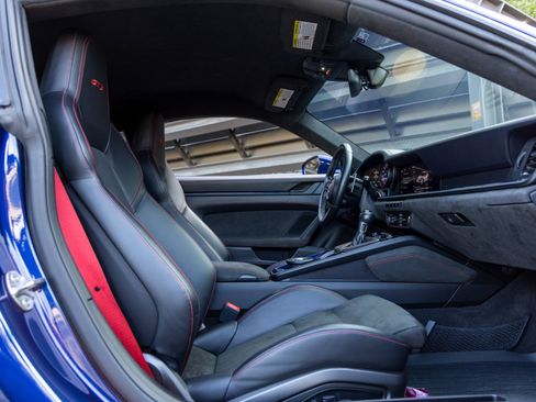 Used 2022 Porsche 911 GT3 image 48