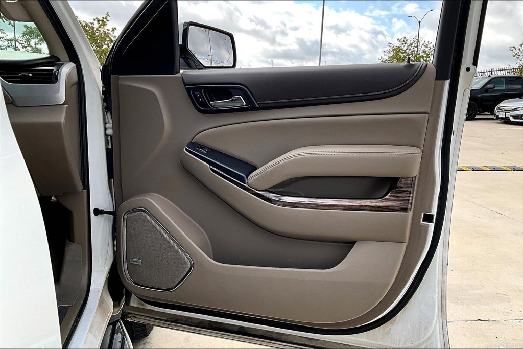 Used 2017 GMC Yukon SLT w/ Premium Edition RWD image 22