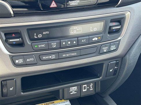 New 2023 Honda Ridgeline RTL-E image 12