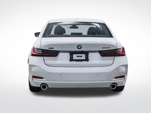 Used 2025 BMW 330i xDrive Sedan AWD/4WD image 4