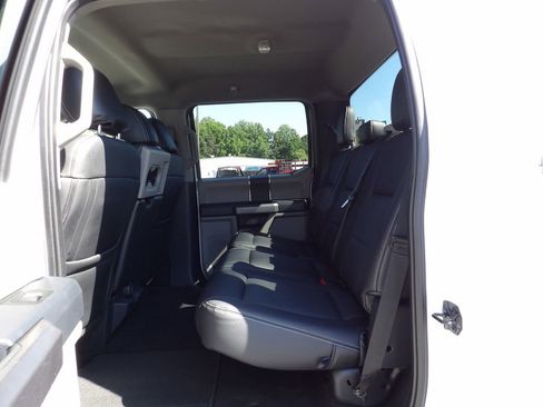 Used 2022 Ford F250 XLT w/ FX4 Off-Road Package AWD/4WD image 32
