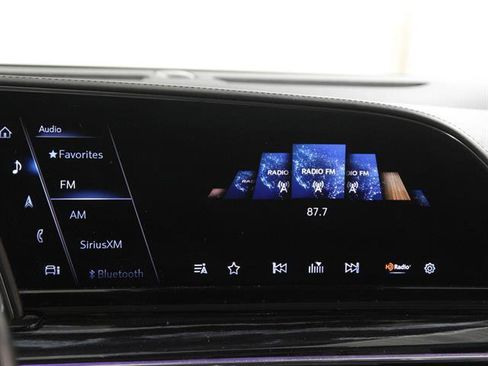 Used 2022 Cadillac Escalade ESV Sport w/ Touring Package image 11