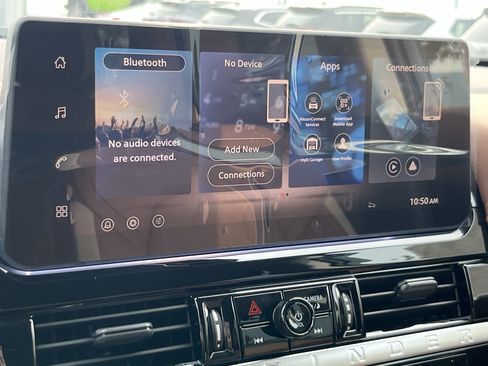 New 2026 Nissan Pathfinder Platinum AWD/4WD image 35