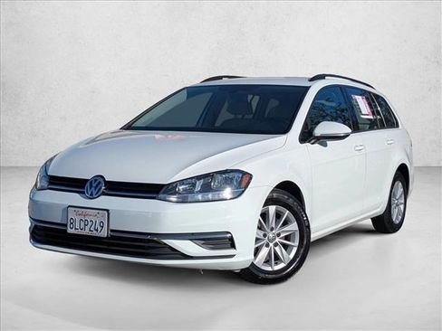 Used 2019 Volkswagen Golf S w/ Driver Assistance Package image 1