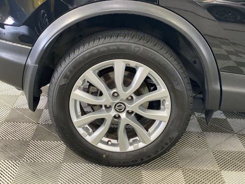 Used 2022 Nissan Rogue Sport SV FWD image 37