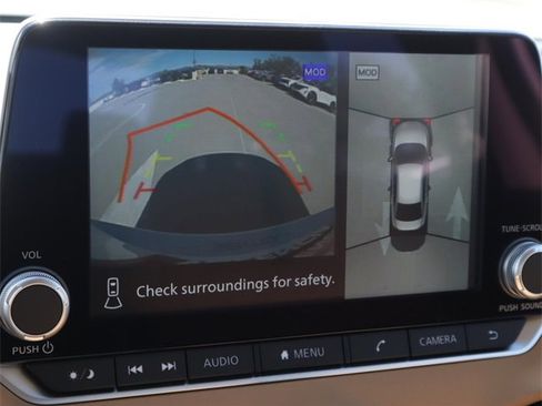 New 2025 Nissan Sentra SV w/ SV Premium Package image 12