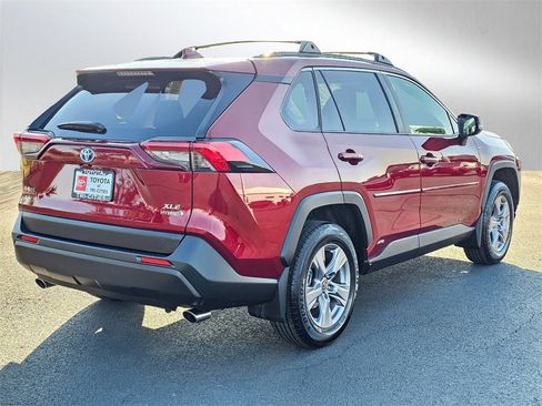 Used 2024 Toyota RAV4 XLE w/ Convenience Package image 3
