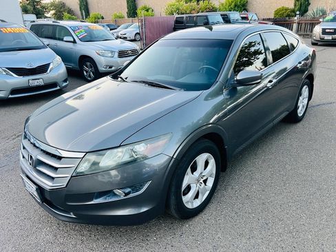 Used 2012 Honda Crosstour EX-L image 1