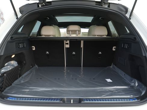 New 2026 Mercedes-Benz GLC 300 GLC 300 image 17