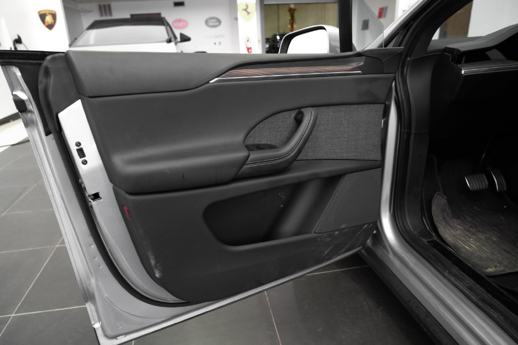 Used 2024 Tesla Model X AWD/4WD image 42