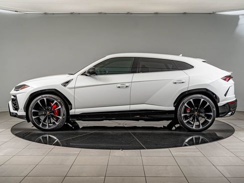 Used 2022 Lamborghini Urus AWD/4WD image 8