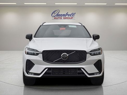 Certified 2026 Volvo XC60 B5 Plus w/ Protection Package Premier AWD/4WD image 8