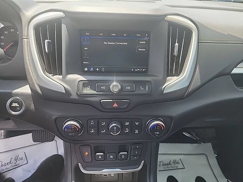Used 2020 GMC Terrain SLE w/ Driver Convenience Package FWD image 16