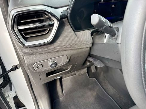 Used 2025 Chevrolet TrailBlazer LT image 10