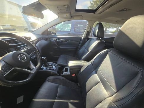 Used 2018 Nissan Rogue Sport SL w/ SL Premium Package AWD/4WD image 7