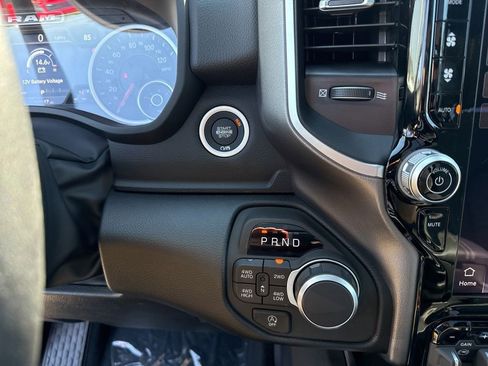 New 2026 RAM 1500 4x4 Crew Cab image 14