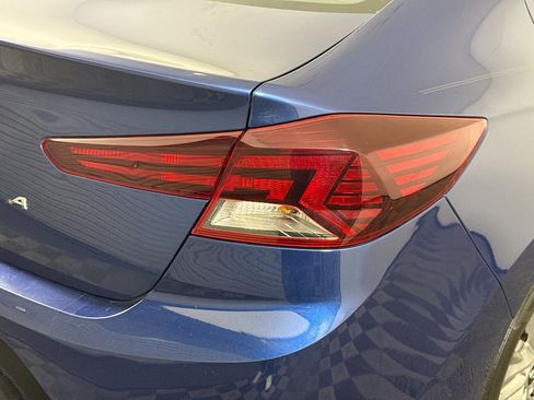Used 2020 Hyundai Elantra SEL image 33
