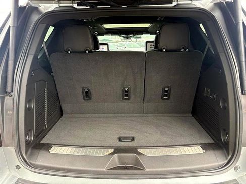 Used 2024 GMC Yukon Denali w/ Advanced Technology Package image 61