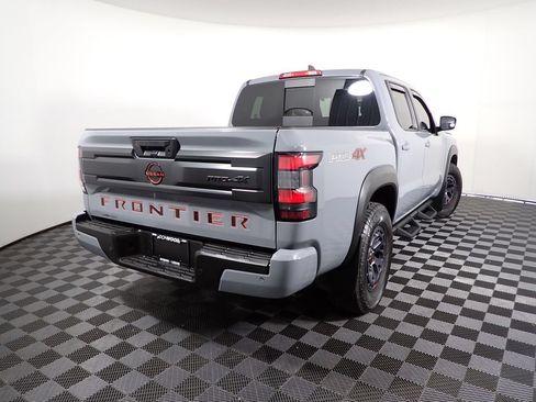 Used 2025 Nissan Frontier PRO-4X AWD/4WD image 15