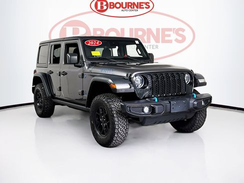 Used 2024 Jeep Wrangler Unlimited AWD/4WD image 1