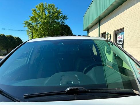 Used 2022 Honda CR-V EX-L image 10