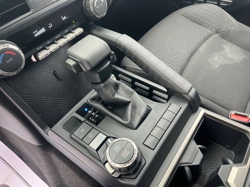 Used 2025 Toyota 4Runner SR5 image 27