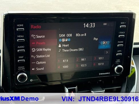 Used 2020 Toyota Corolla Hatchback image 37