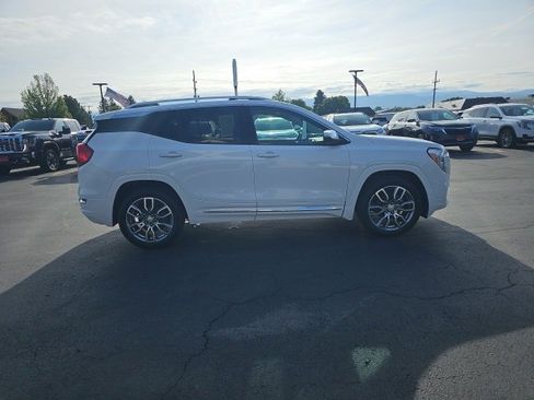 Used 2022 GMC Terrain Denali image 65