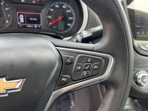 Used 2023 Chevrolet Malibu LS image 17