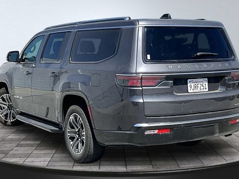 Certified 2024 Jeep Wagoneer L Series II w/ Flexible Seating Group AWD/4WD image 22