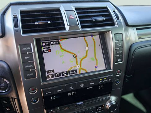Used 2020 Lexus GX 460 Premium AWD/4WD image 19