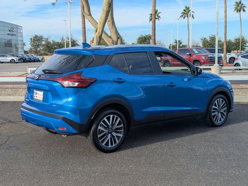Certified 2024 Nissan Kicks SV image 6