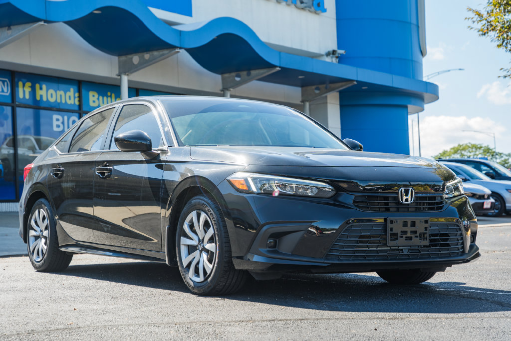 Used 2024 Honda Civic LX image 1
