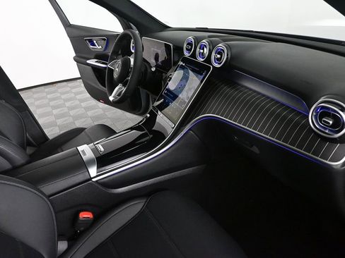 Certified 2025 Mercedes-Benz GLC 300 image 23