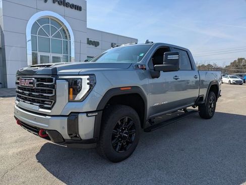Used 2026 GMC Sierra 2500 AT4 w/ AT4 Premium Plus Package image 8