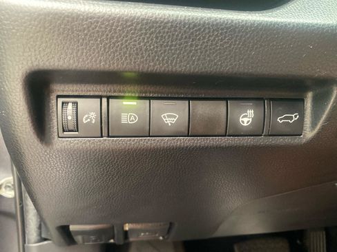 Used 2019 Toyota RAV4 XLE w/ Convenience Package AWD/4WD image 22