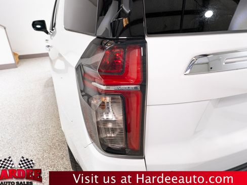 Used 2023 Chevrolet Tahoe Premier RWD image 9
