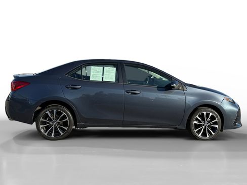 Used 2017 Toyota Corolla SE image 6