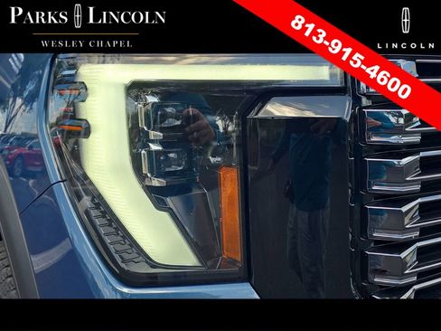 Used 2025 GMC Sierra 2500 Denali Ultimate AWD/4WD image 6