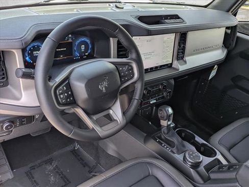 New 2026 Ford Bronco Outer Banks AWD/4WD image 3