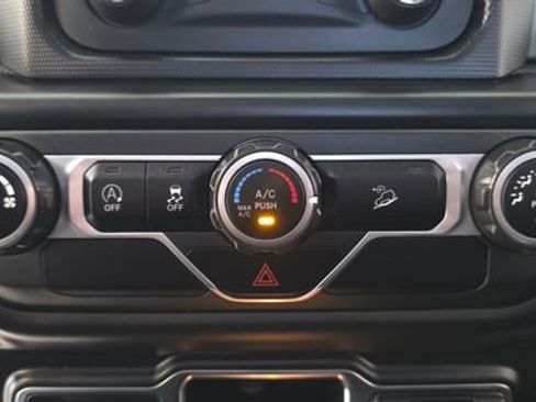 Used 2021 Jeep Wrangler Sport image 18