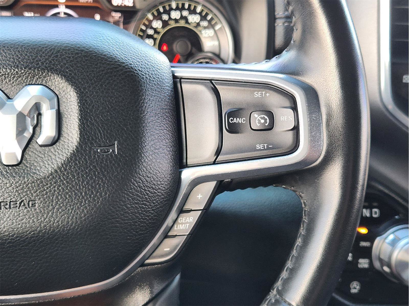 Used 2022 RAM 1500 Laramie AWD/4WD image 31