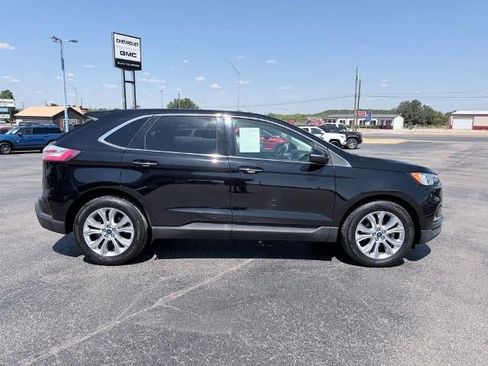Used 2020 Ford Edge Titanium w/ Cargo Accessory Package FWD image 6