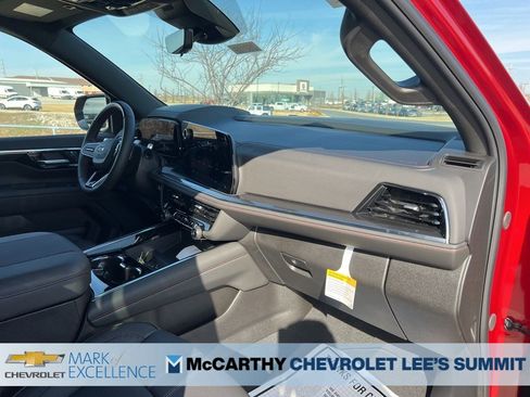 New 2026 Chevrolet Suburban RST image 23