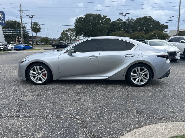 Used 2023 Lexus IS 300 w/ Comfort Package RWD image 7