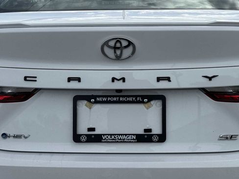 Used 2025 Toyota Camry SE w/ Multimedia Upgrade Package FWD image 11